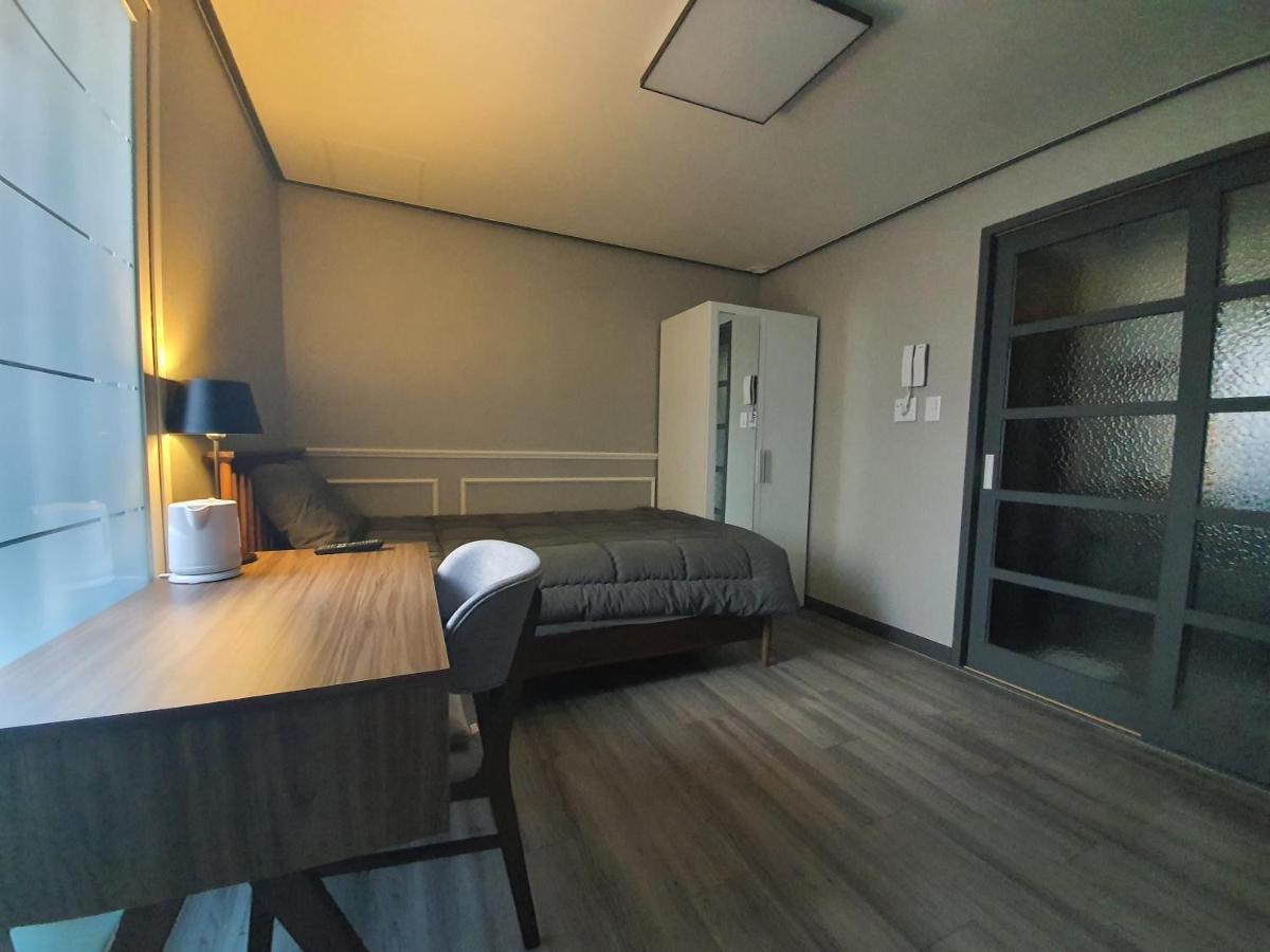 House Of Gallery In Anjirang Hotel Daegu Bagian luar foto