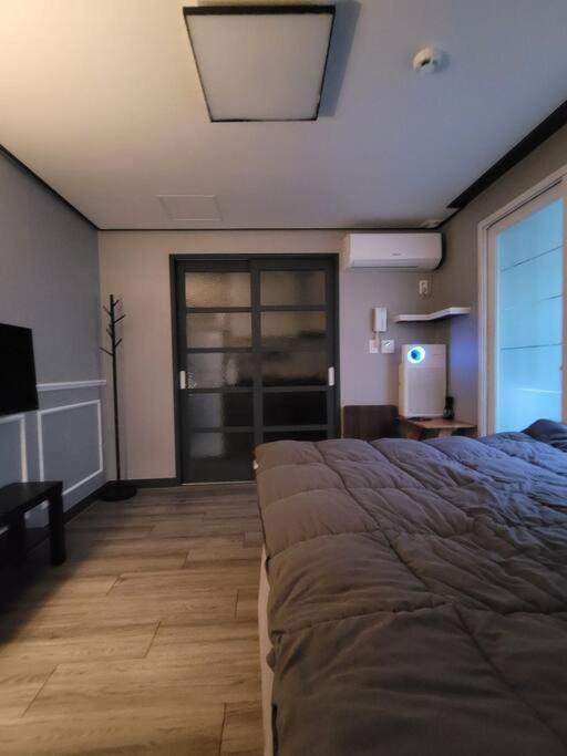 House Of Gallery In Anjirang Hotel Daegu Bagian luar foto